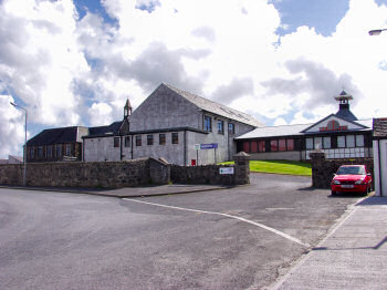 Picture of a school building (Islay High School)