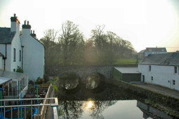 Picture of the early morning sun over the River Sorn