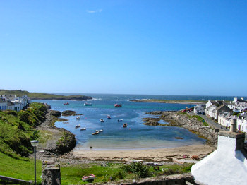 Picture of a harbour village at a natural bay in beautiful village