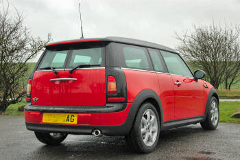 Picture of a Mini Clubman from the back