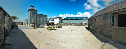 Picture of a panorama of a farm distillery (Kilchoman distillery on Islay)