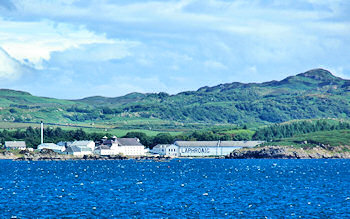 Picture of the Laphroaig distillery on Islay as seen from the ferry