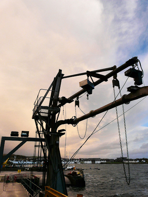 Picture of a barley discharge chute on a pier wall