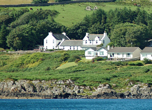 Picture of a house seen from the water