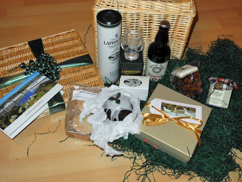 Picture of the full contents of the Laphroaig Christmas hamper