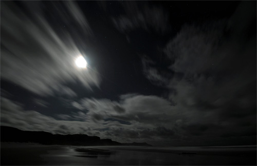 Picture of a moonlit beach